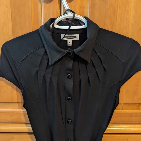 The Perfect "Little Black Dress" - Picture 2 of 4